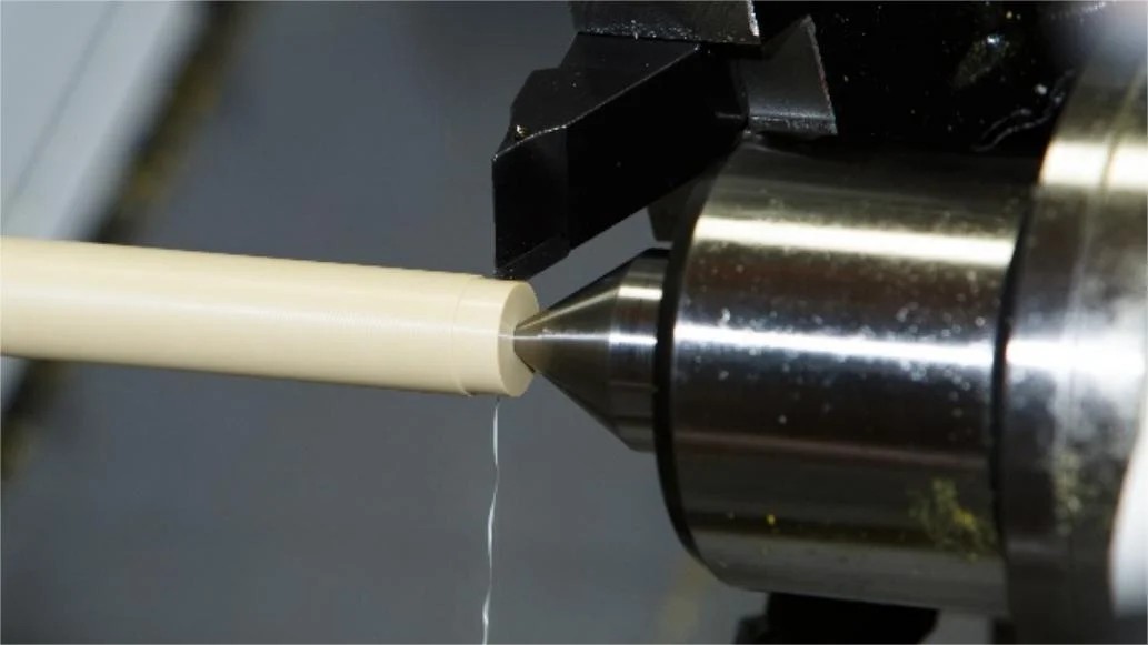 Обработка PEEK на станках с ЧПУ: Полное руководство для инженеров и технологов Обработка PEEK на станках с ЧПУ: Полное руководство для инженеров и технологов