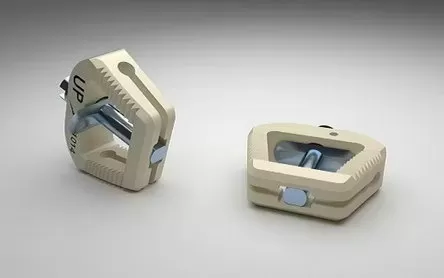 8 основных преимуществ PEEK в медицинских применениях